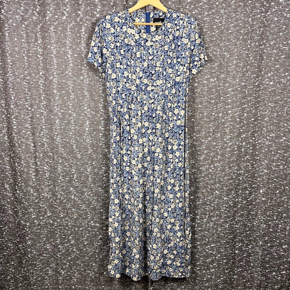 Positive Attitude Blue Daisy Floral Print‎ Maxi Dress